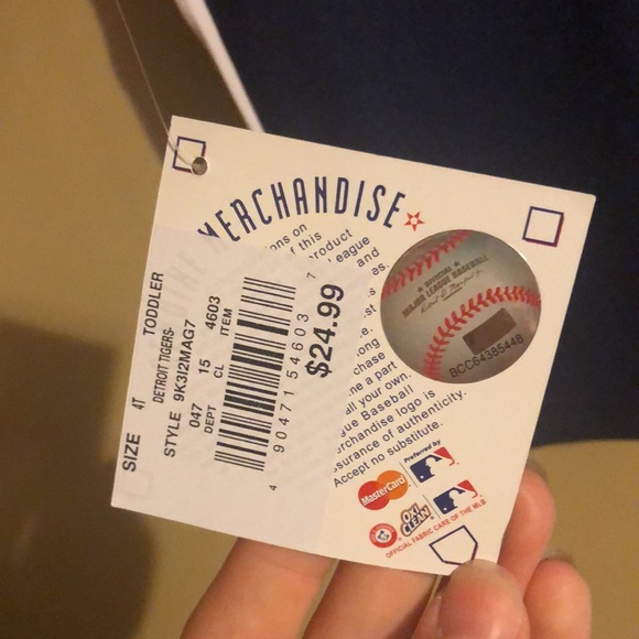 MLB Detroit Tigers shirt - Picture 5 of 5